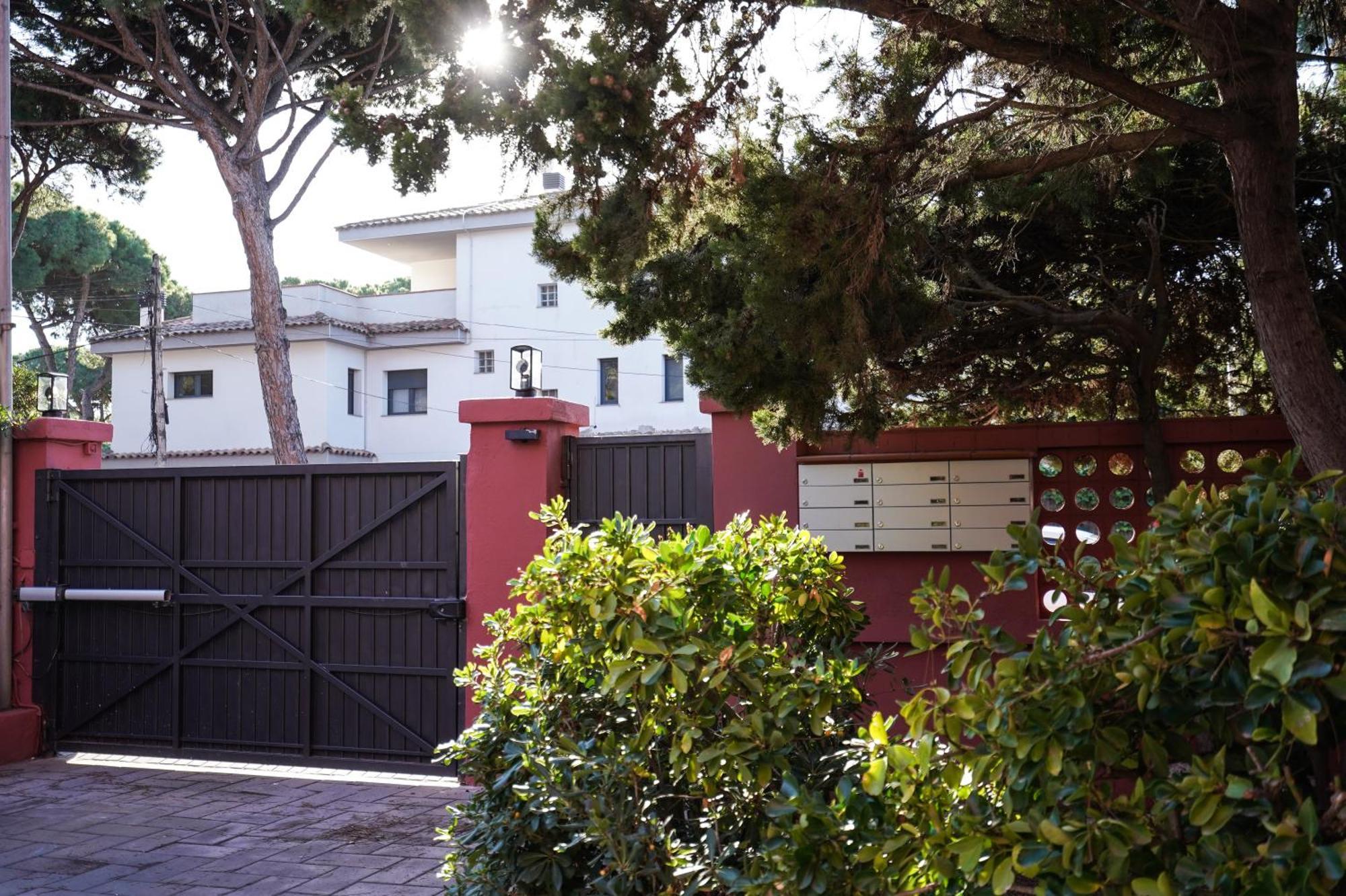 Calm, Beach And Bikes Apartment Castelldefels Exterior photo